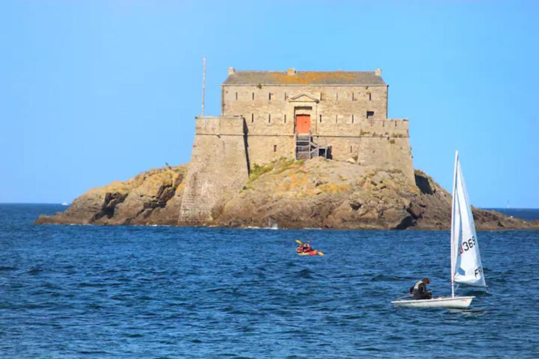 Curtiss Saint-Malo Exterior foto